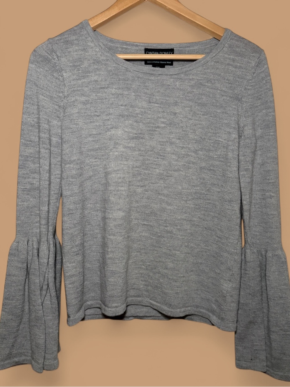 Cynthia Rowley 100% Extra Fine Merino Wool Heather Gray Bell-Sleeve Knit Too
